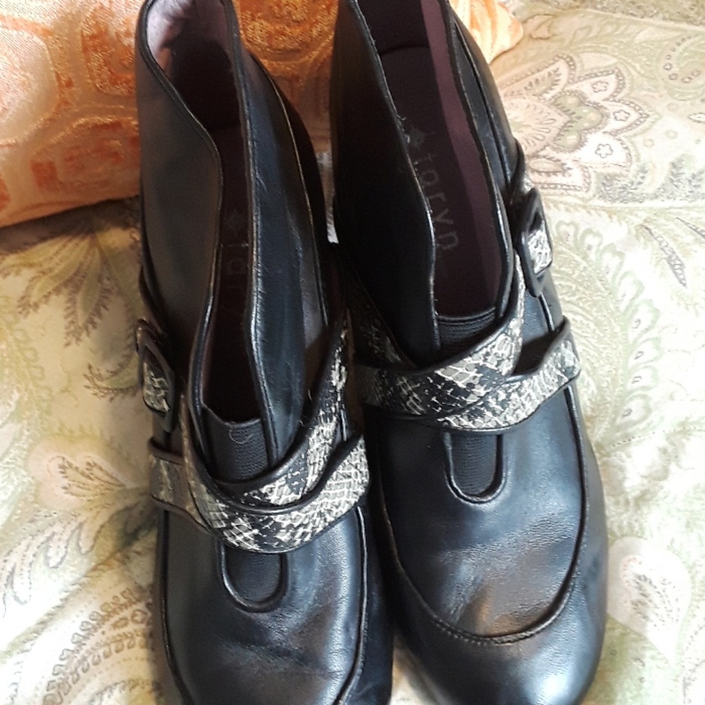 Taryn Rose Black Leather And Python Print Booties - image 5